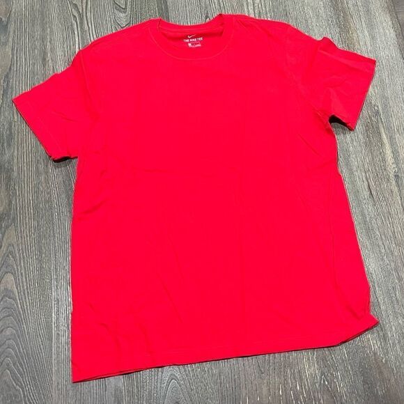 Nike Other - NWOT Nike Dri-Fit Mens T-Shirt Crewneck Short Sleeve Athletic Fit Red Size Large
